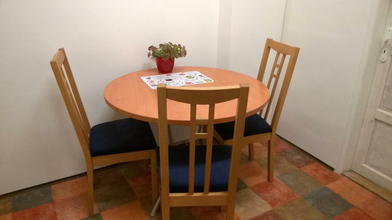 Apartment Husitska 114/74