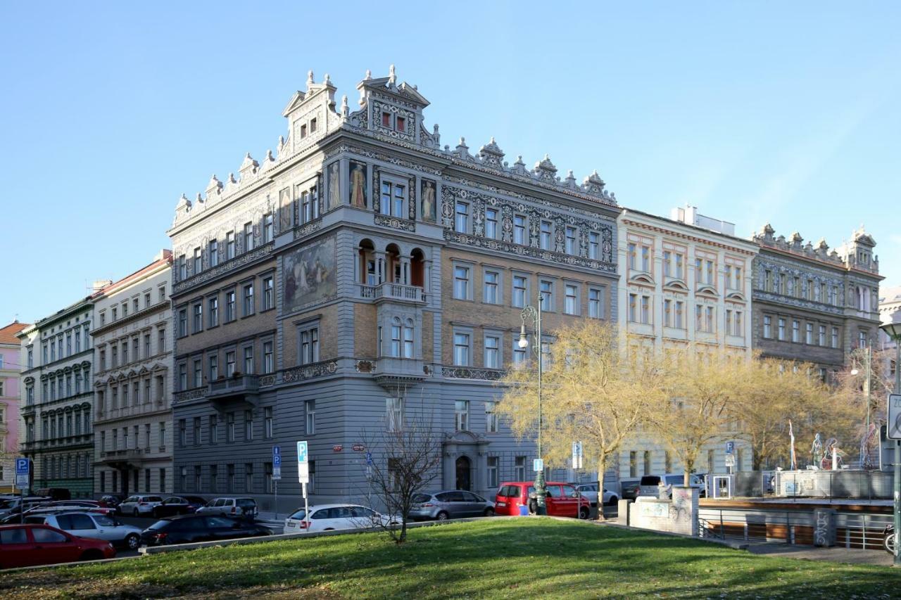 Dalia Janackovo Nabrezi * Prag