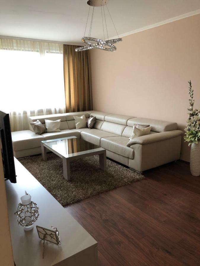 Luxury Prosek Apartamento