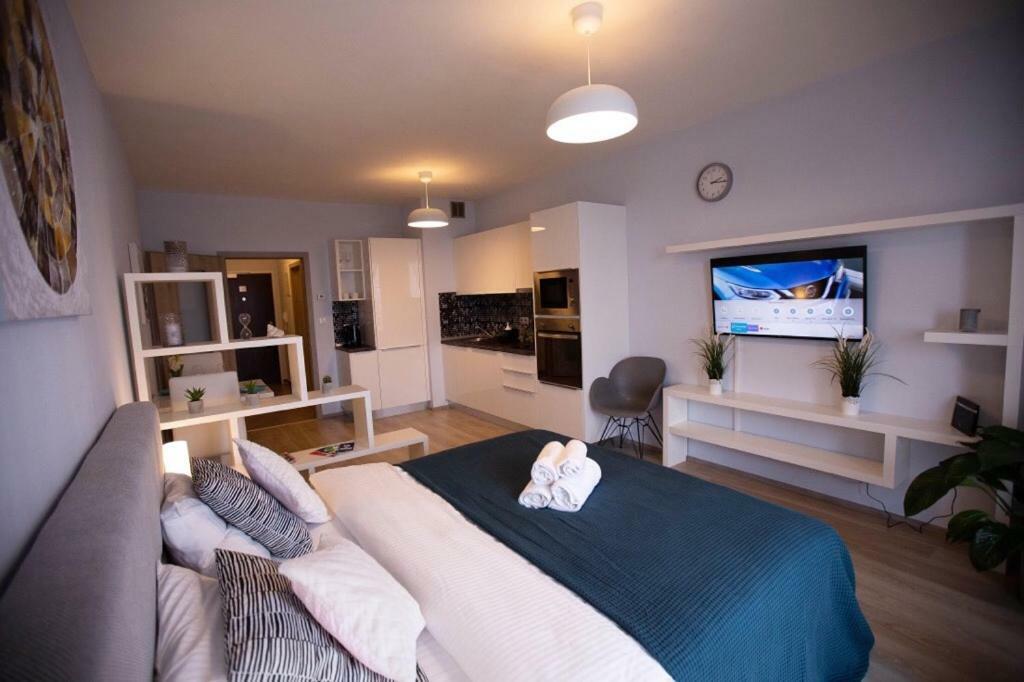 Letnany - Standerova Apartment Prague