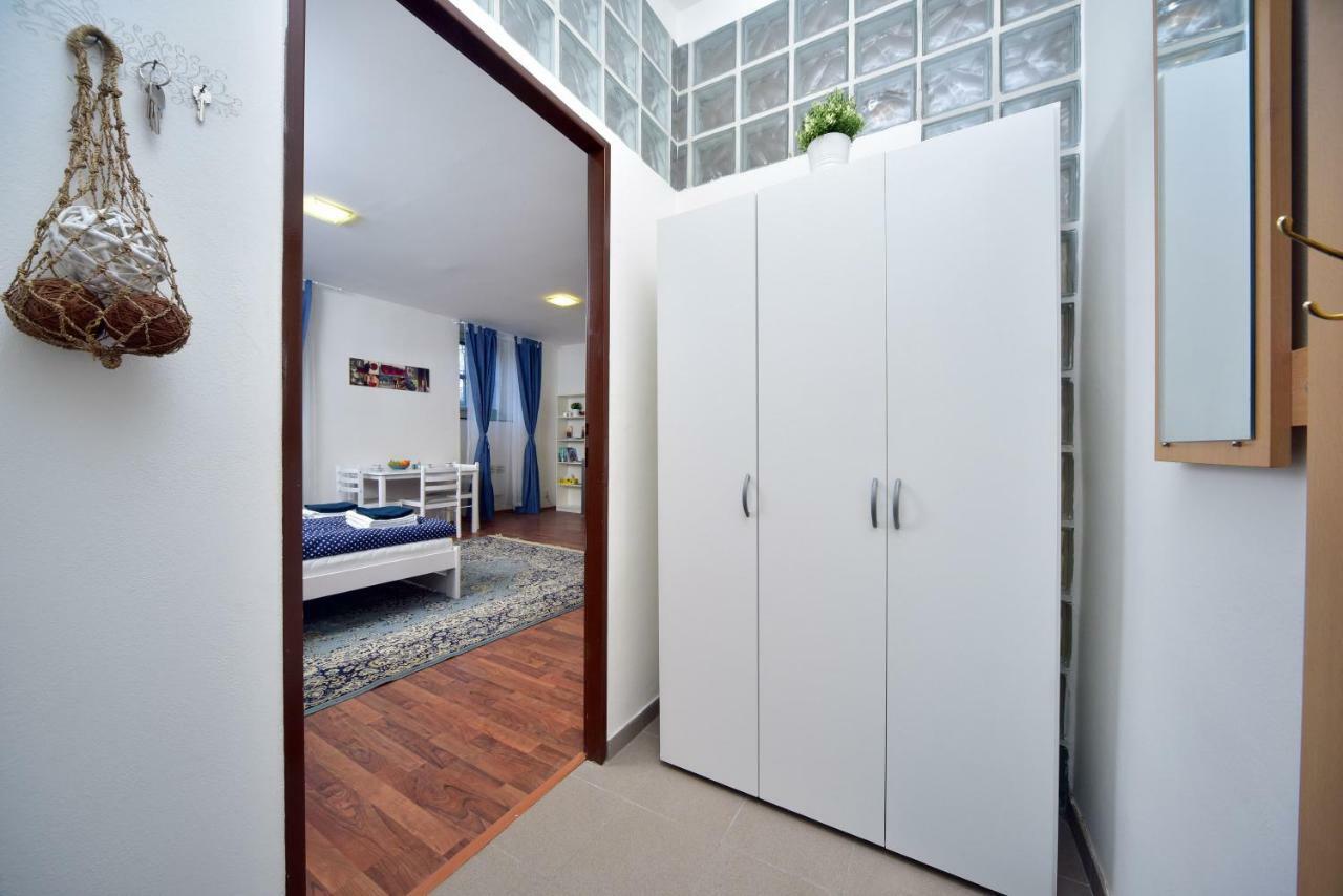 Apartment Studio Dana Prague