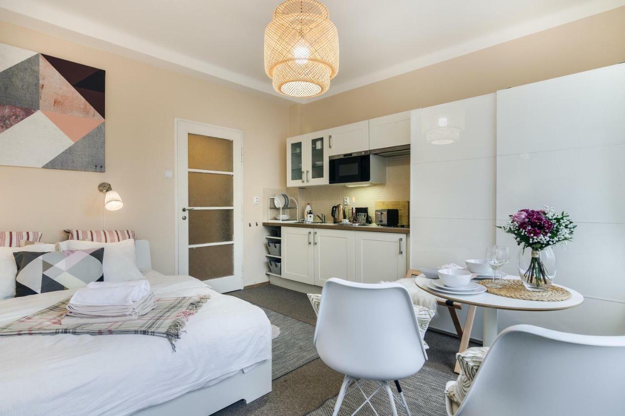 Apartment Old Town Studio