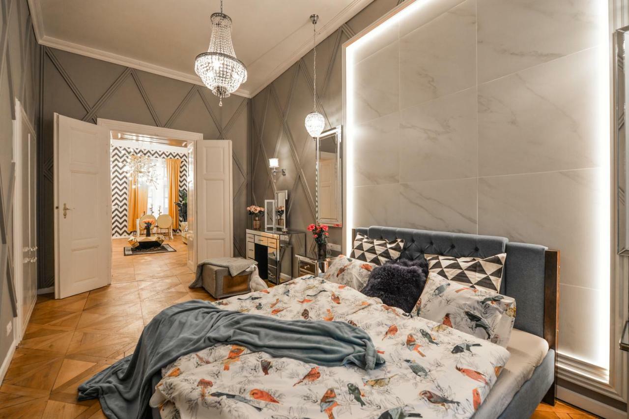 Apartment Dali Wenceslas Square *