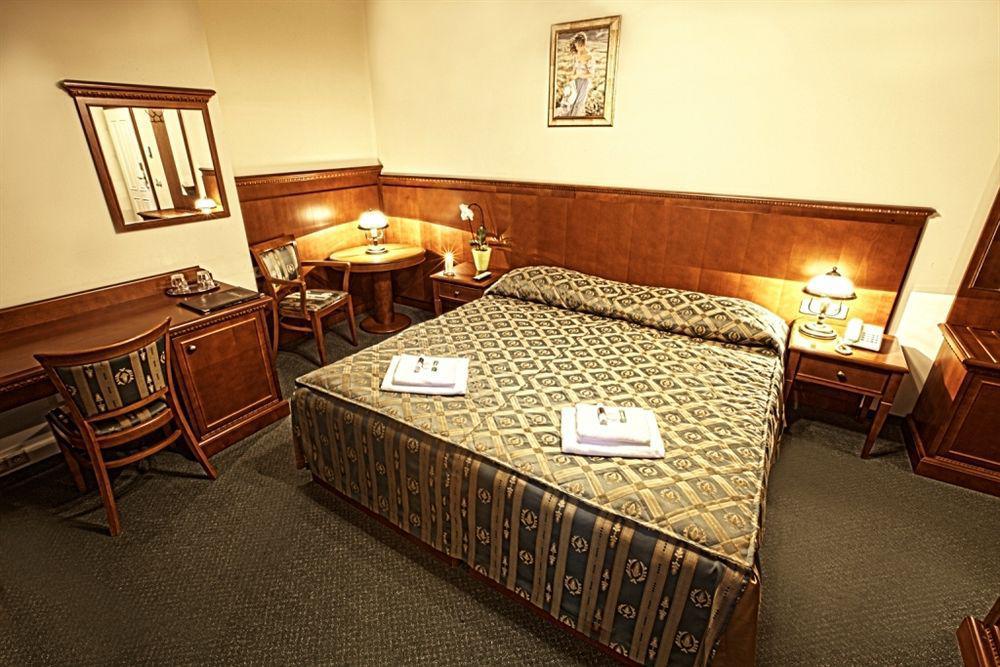 Arkada Hotel
