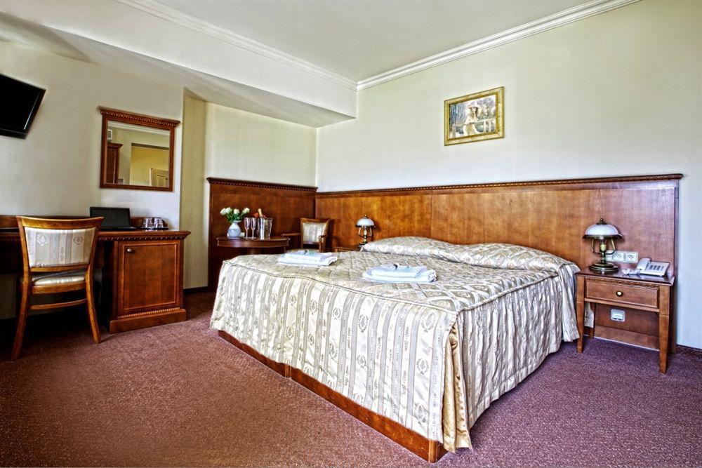 Arkada Hotel