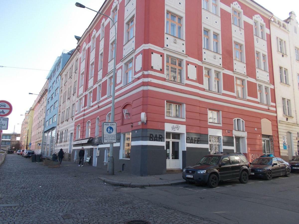 8, Palmovka, Novakovych 31 Prague