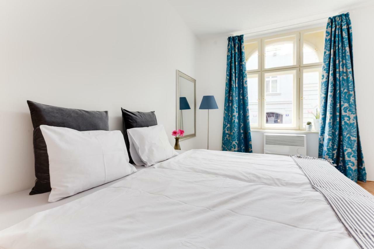 Jt's Navratilova Str. Appartement *