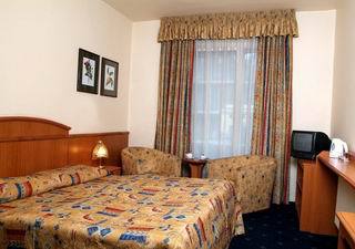 Kavalir Otel