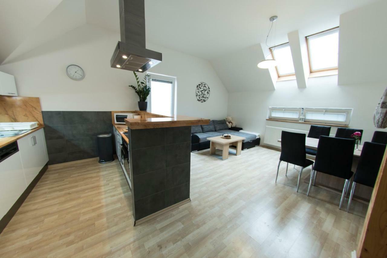 Apartment Lahovice,