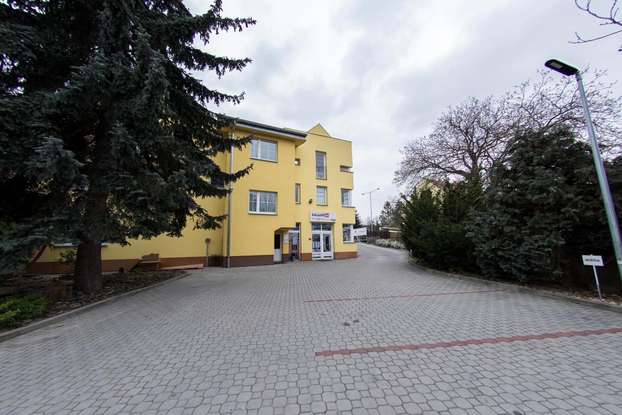 Apartment Lahovice, *