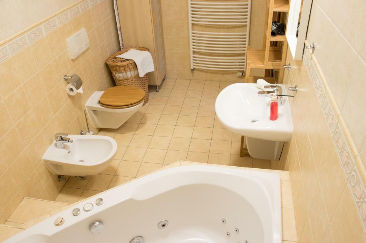 Apartment Pool & Sauna By Wenceslav Square