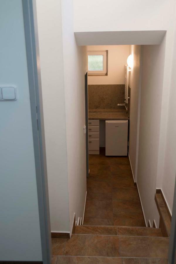 Betty Guest house 3*