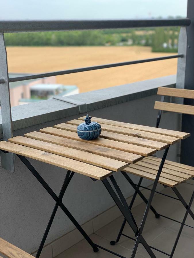 Letnany - Standerova Apartment *
