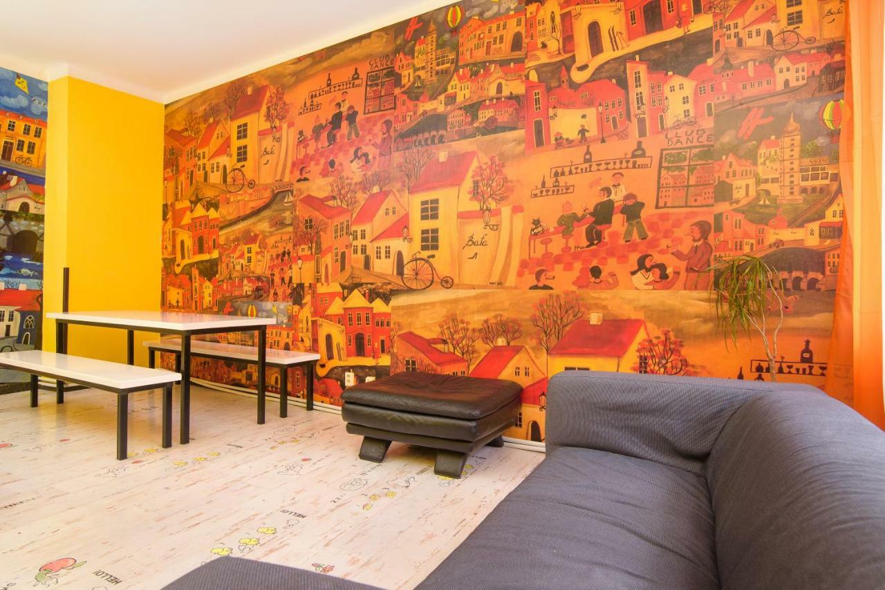 Hostel Old *