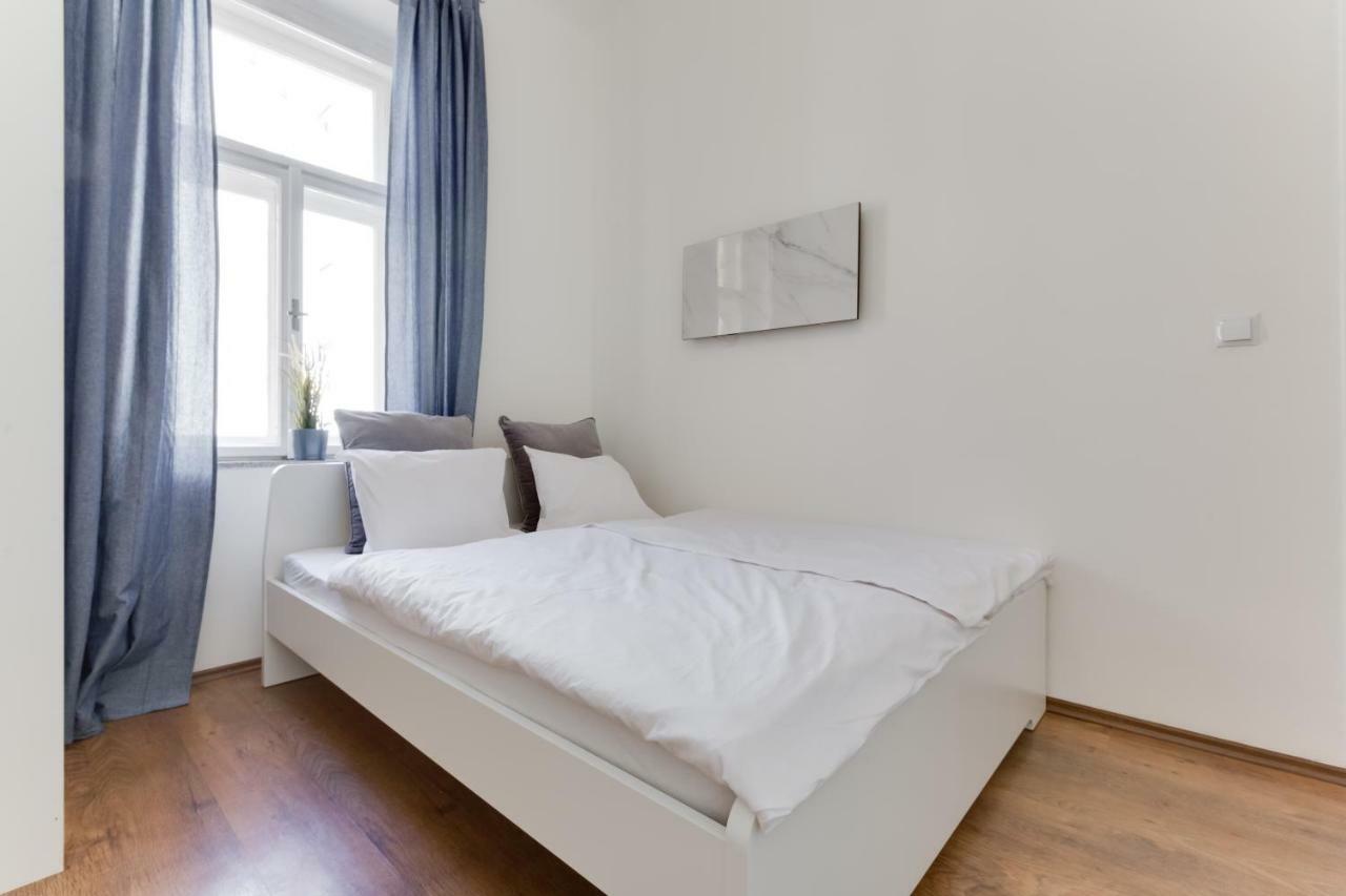Jt's Benatska Str. Apartamento