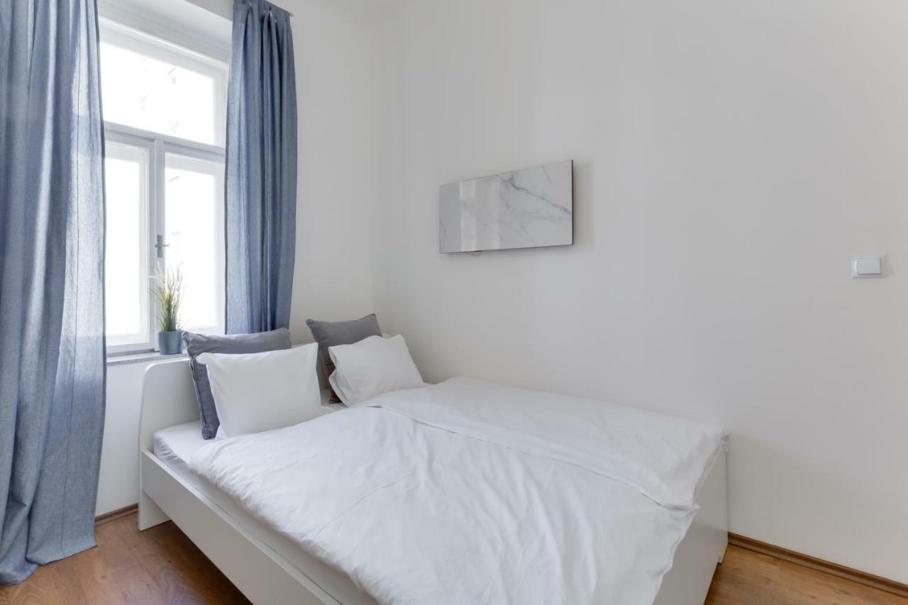 Jt's Benatska Str. Apartamento