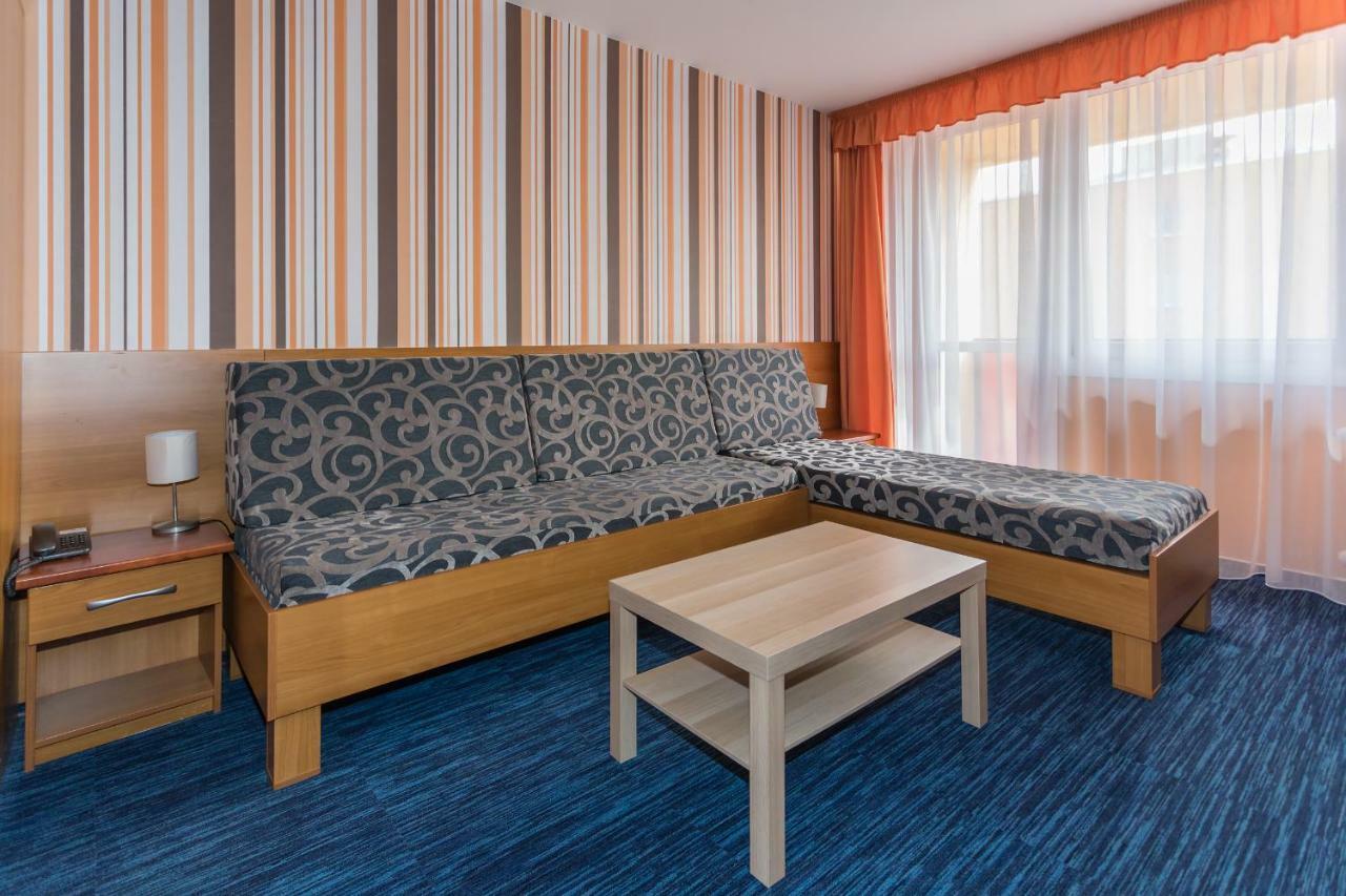 Hotel Bridge