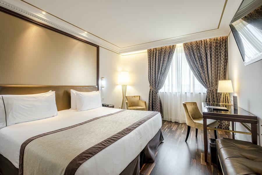 Aurea Legends Hotel 4*