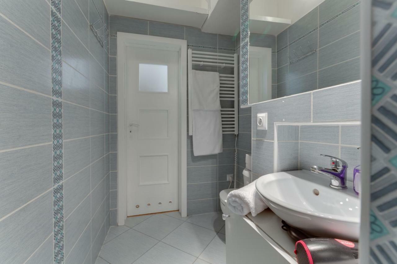 Jt's Benatska Str. Apartamento *