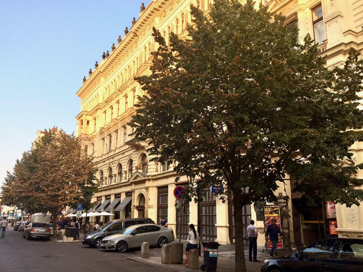 New Design & Style Old Town Xxl Prague