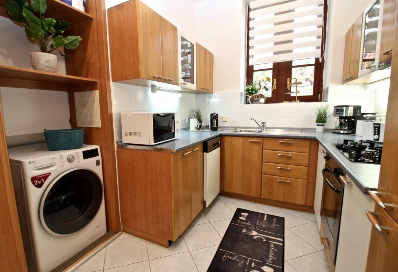 New Design & Style Old Town Xxl Apartment