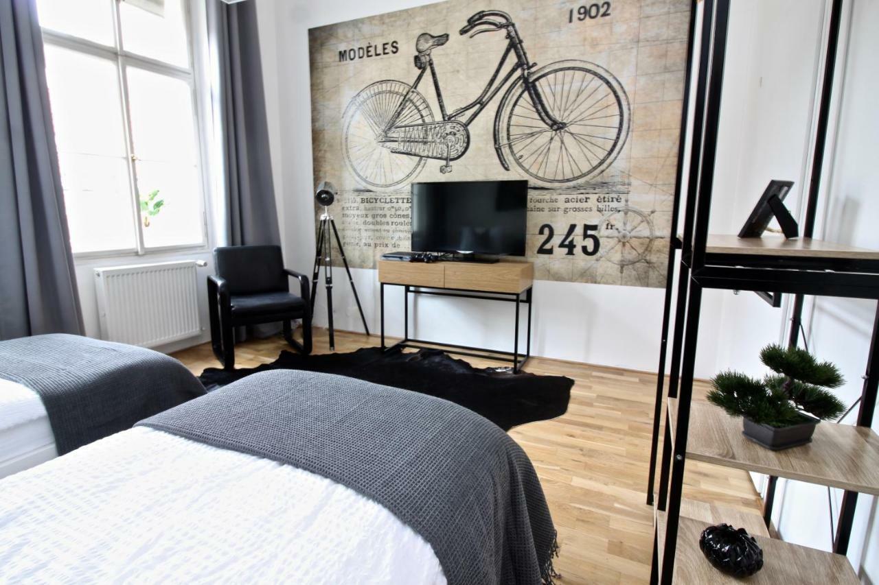 New Design & Style Old Town Xxl Prague