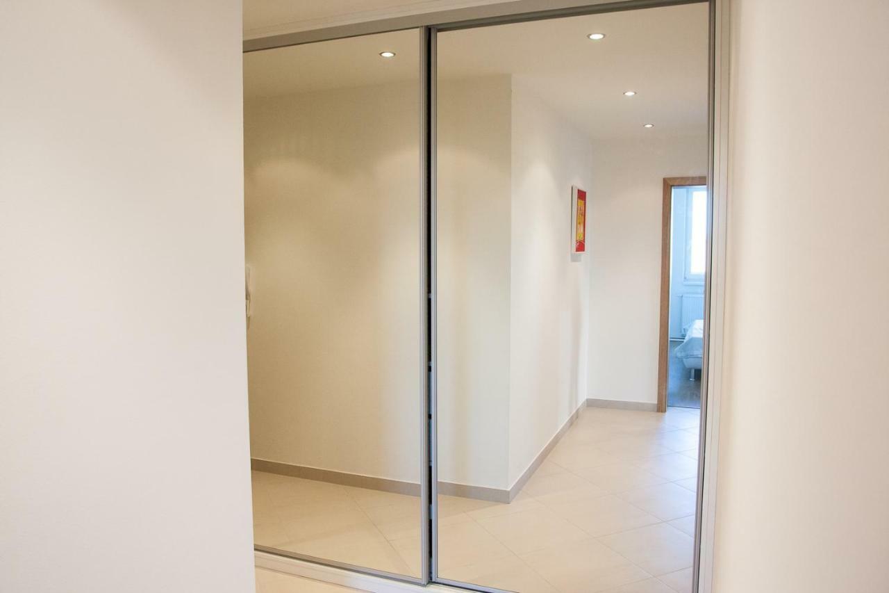 Prostorny 3 Pokojovy S Dvema Terasami Apartment