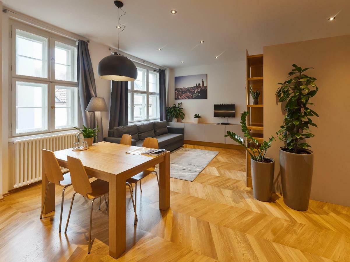 Palace Dlouha - Old Town Apartment *