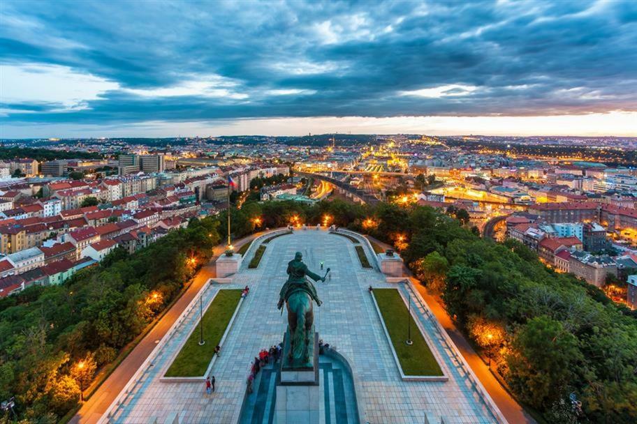 Authentic Art Prag