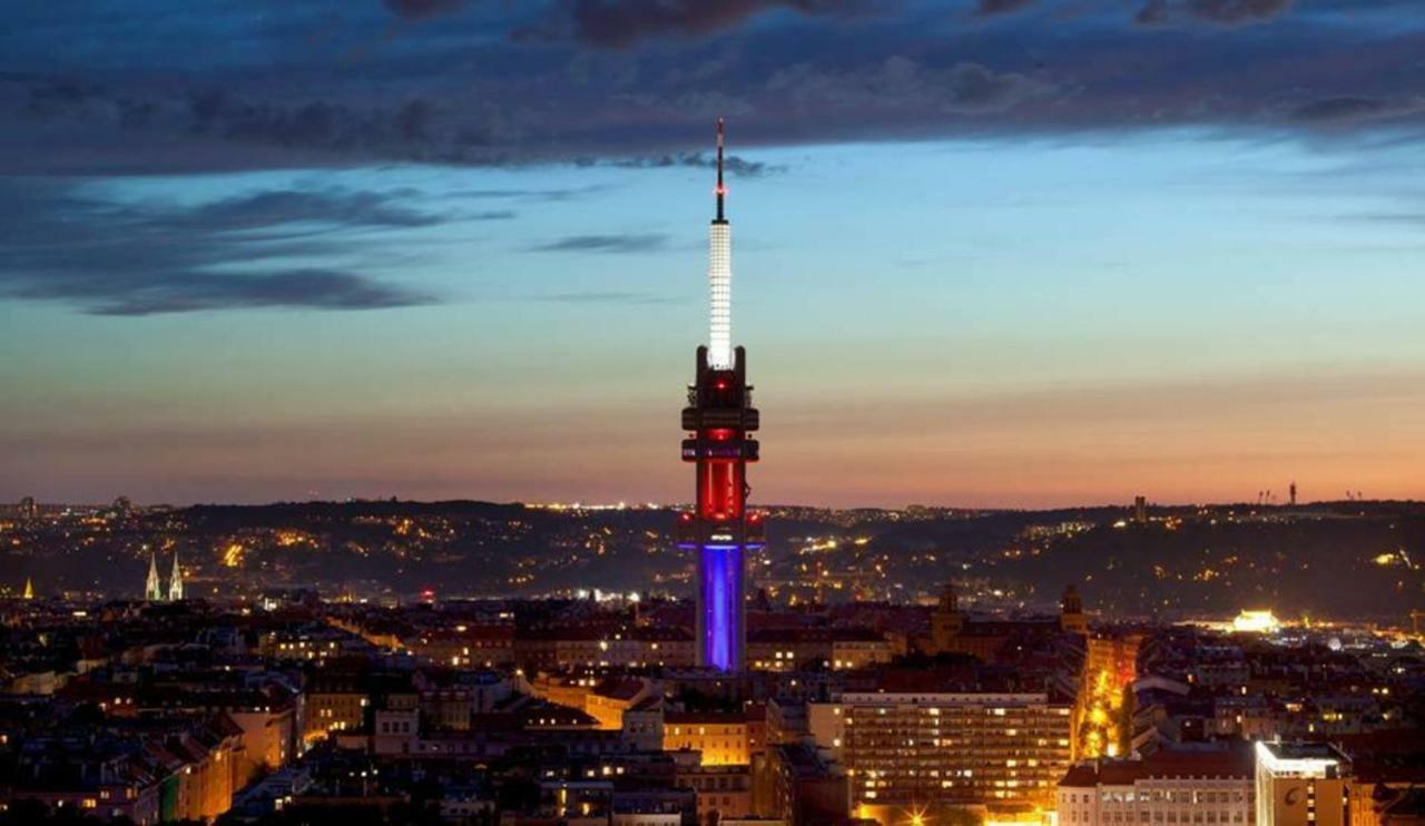 Art Garden Towers * Prague