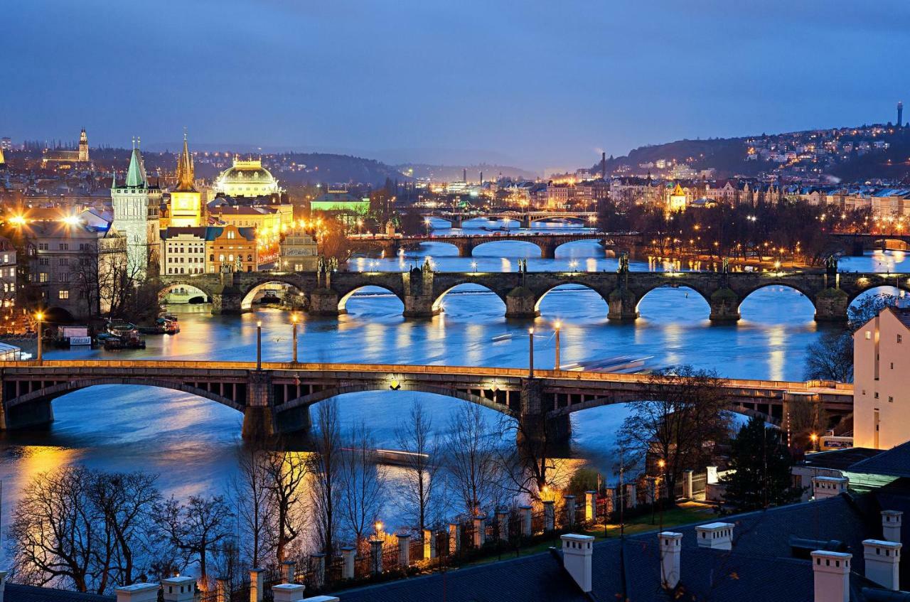 Apartment Quiet With Balcony Charles Bridge *