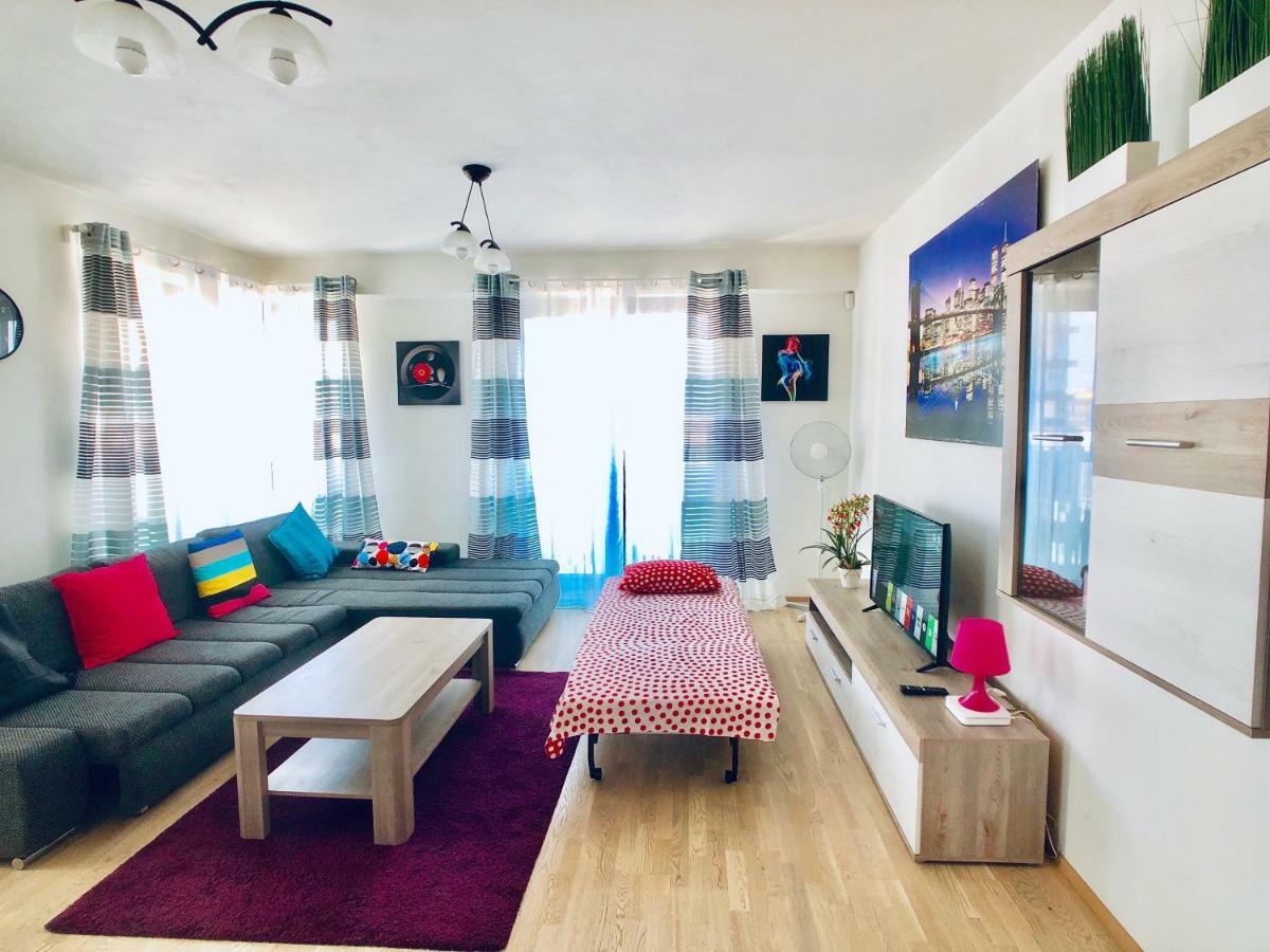 Art Garden Towers Apartment Prague