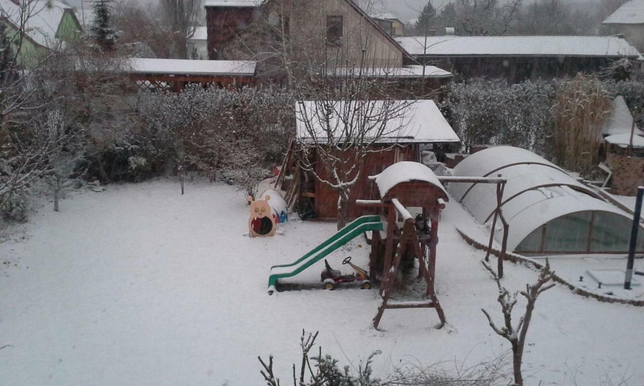 Mamut Privat Garden House Holiday home Prague
