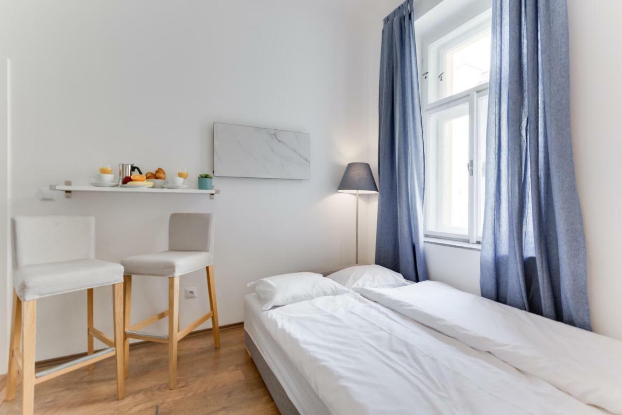 Jt's Benatska Str. Apartamento *