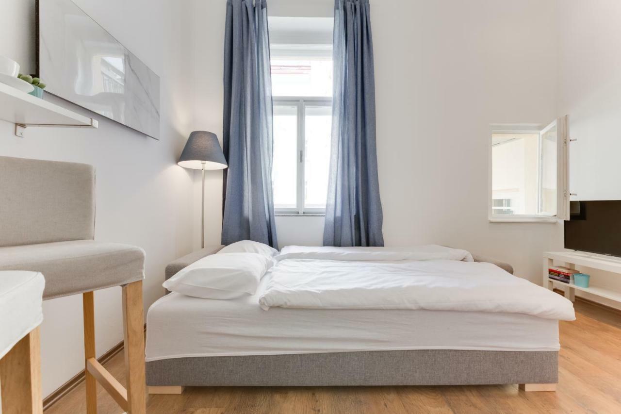 Apartamento Jt's Benatska Str. Praga