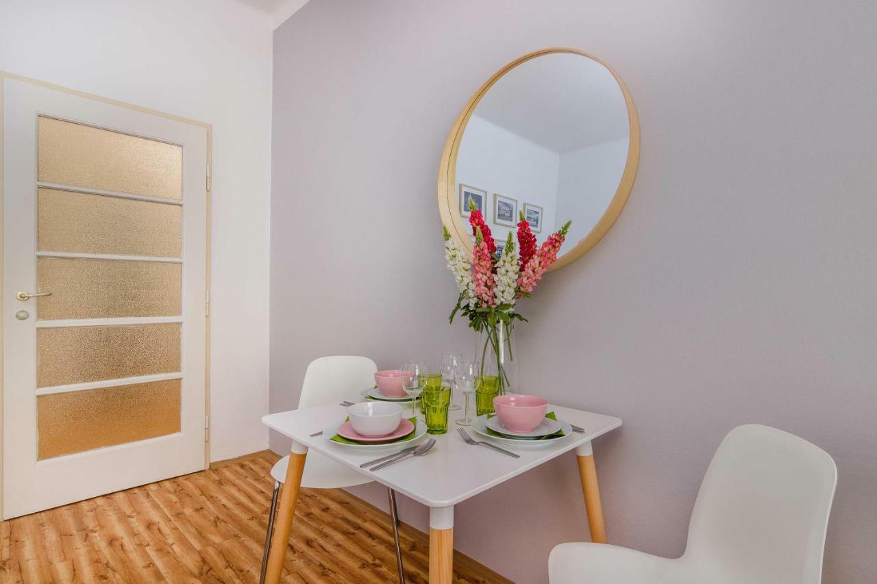 Apartamento In Charles Bridge 1km By Michal&friends
