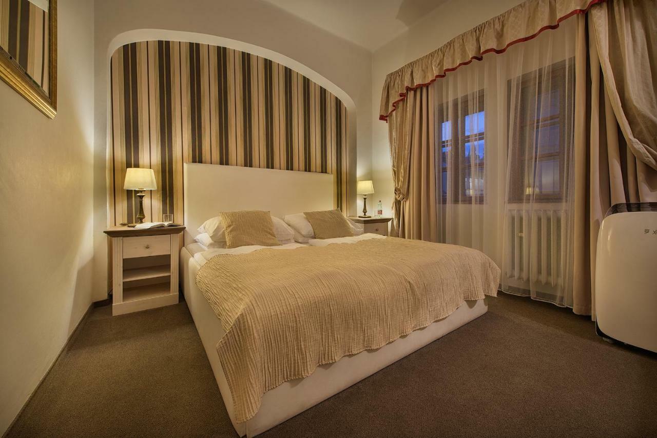 U 3 Pstrosu Hotel 4*