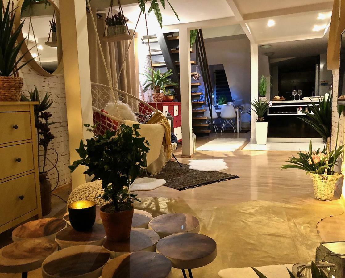 Apartment Duplex With Quite Terrace On Wenceslas Sq. Prag