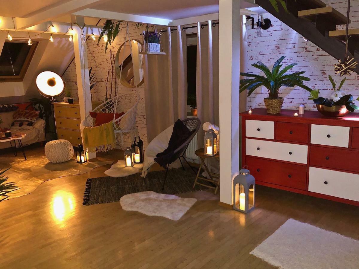 Duplex With Quite Terrace On Wenceslas Sq. Prag