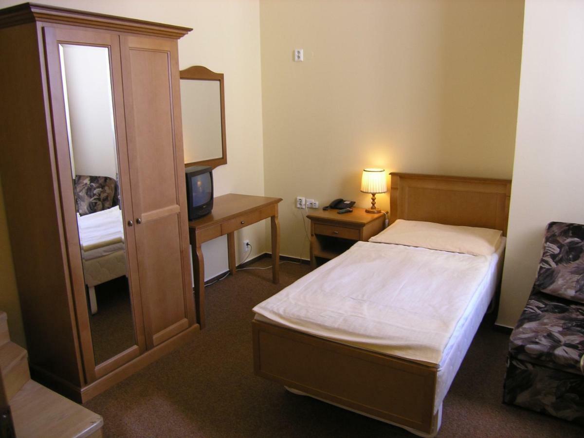 Brezina Hotel 3*