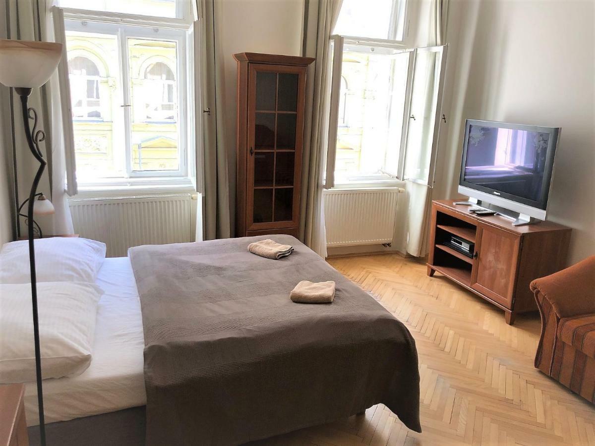 Aparthotel Zahrebska Prague