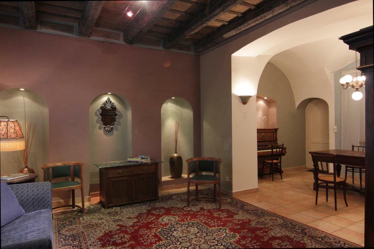 Apartment Mala Strana 1