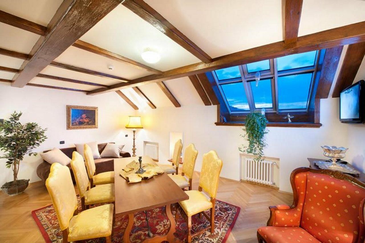 Charles Bridge Palace Hotel 4*