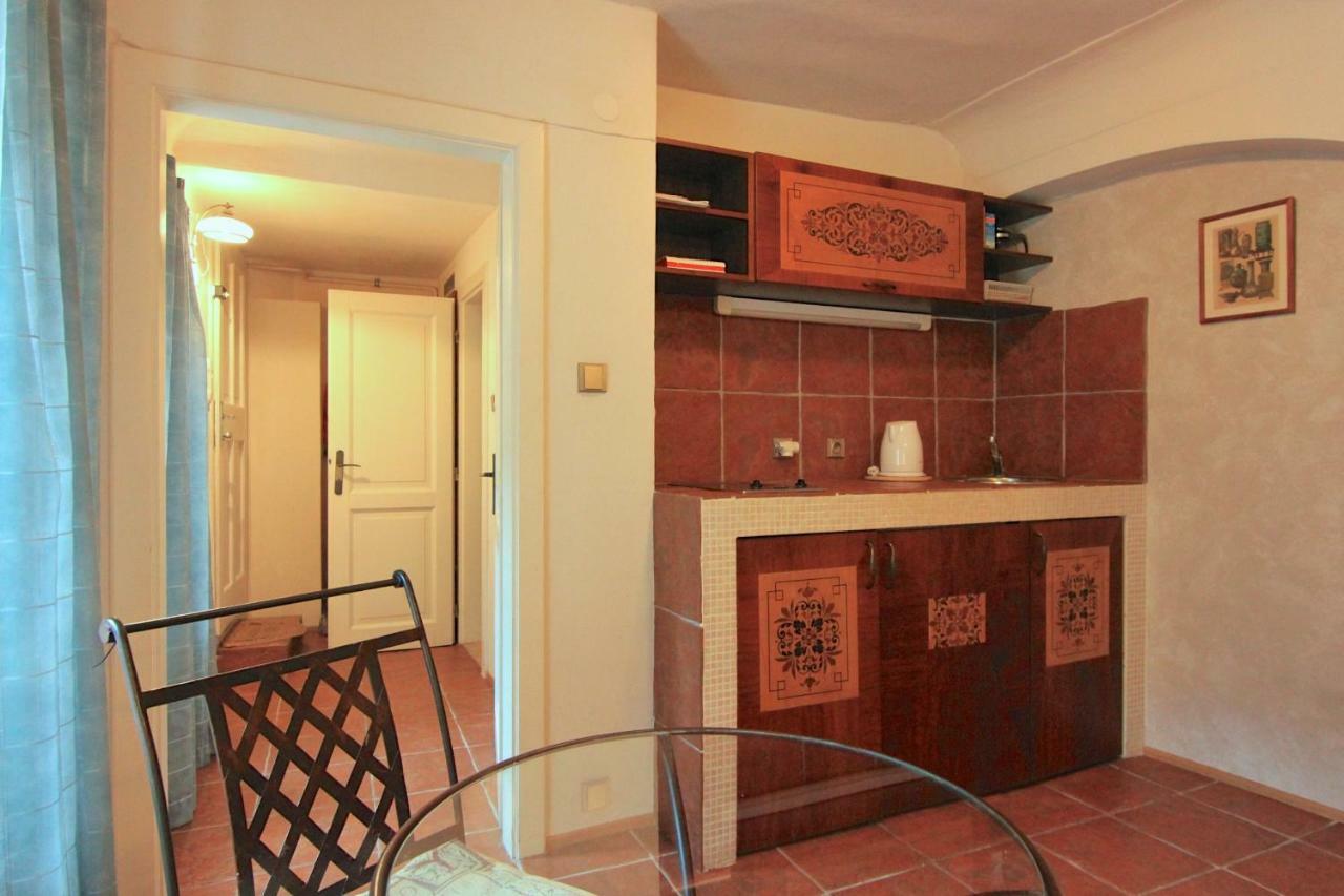 Mala Strana 1 Apartment