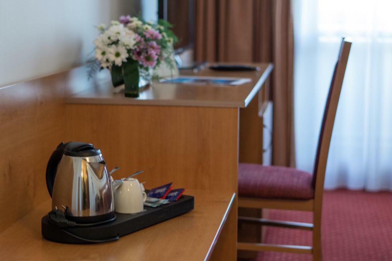 Globus Hotel 3*