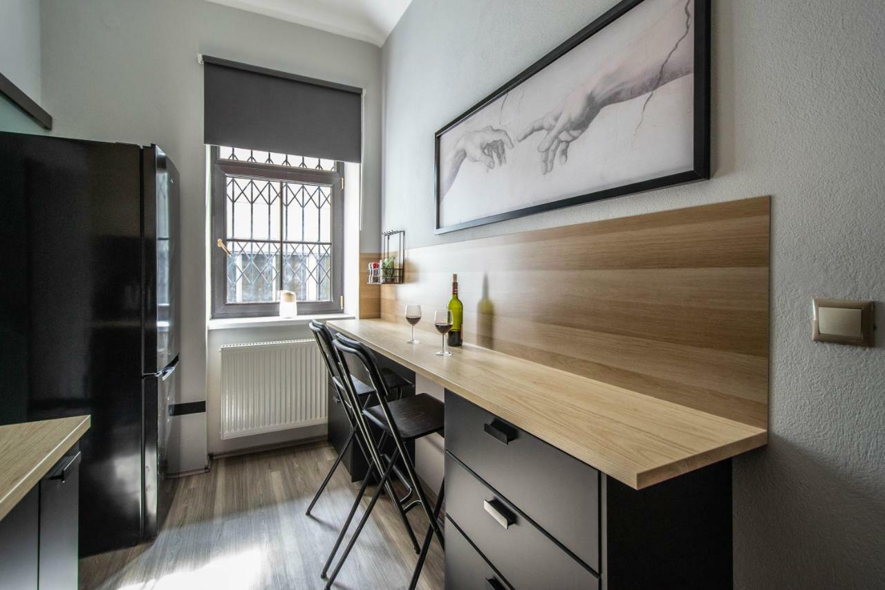 Stylish Close To Eden Garden Apartment