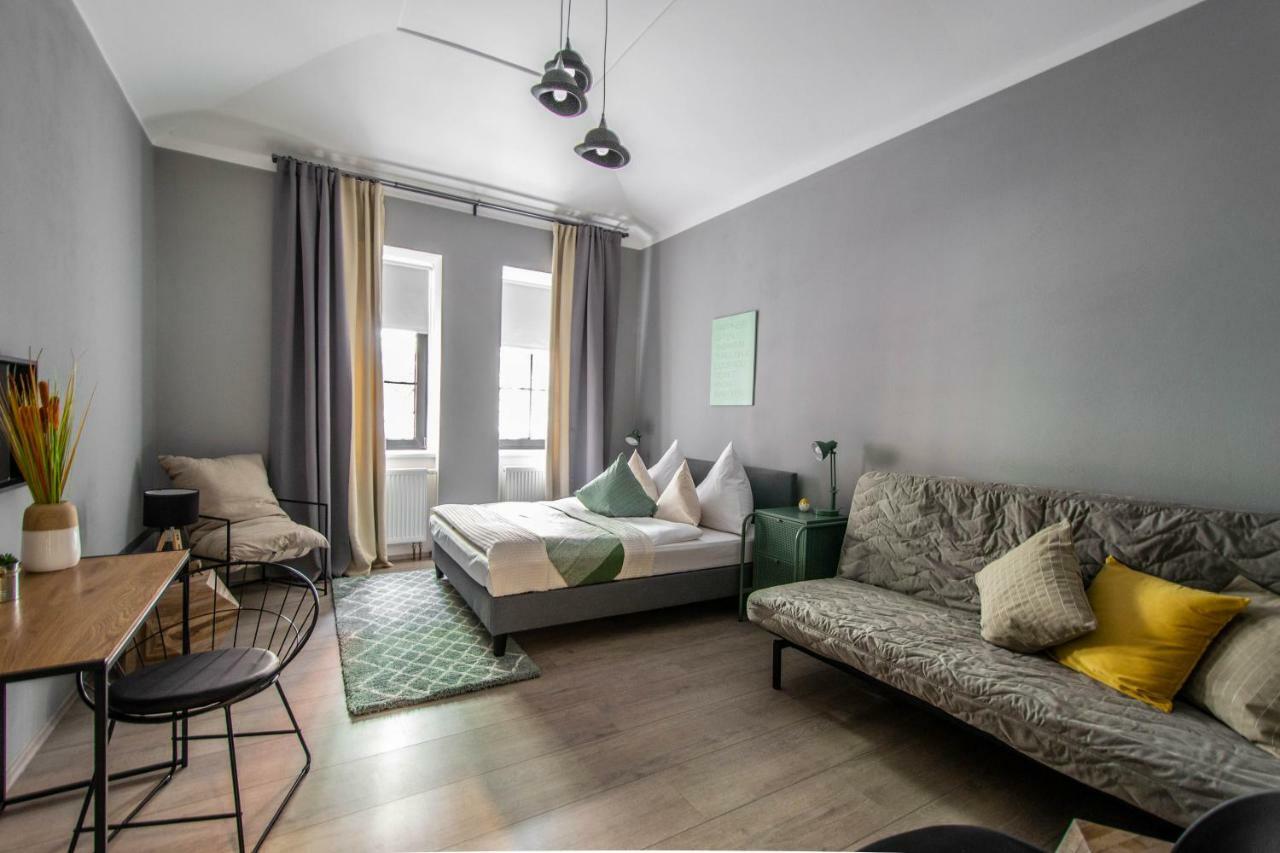 Stylish Close To Eden Garden Prague