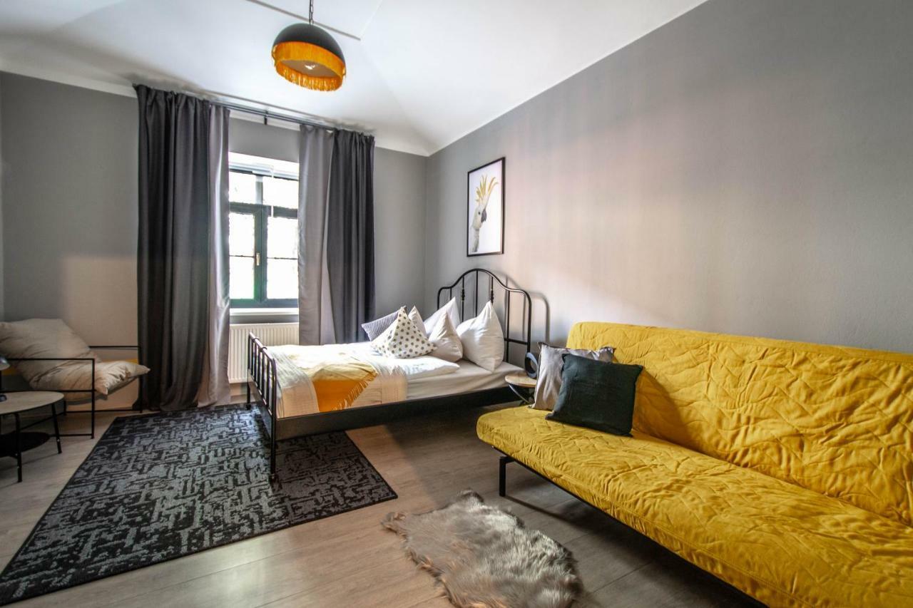 Stylish Close To Eden Garden Prague