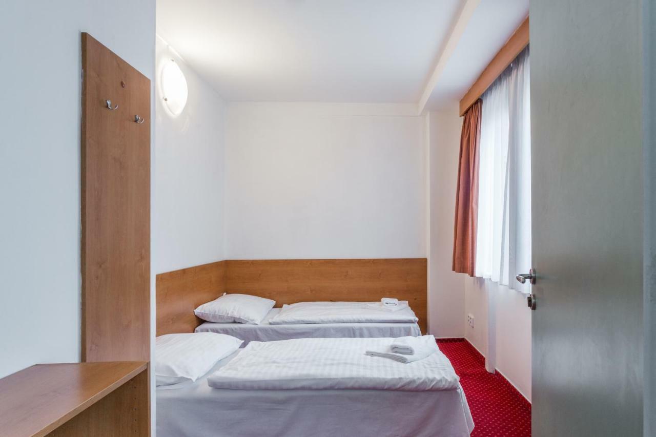 Hotel Globus