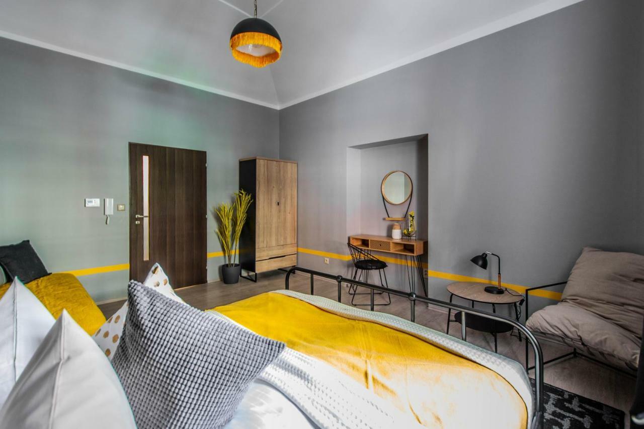 Apartment Stylish Close To Eden Garden